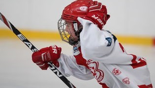 开云app入口-意甲球队通过时段分段HRV曲线调整赛中替补体能储备策略，意甲替补名额